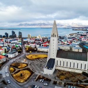 hallgrimskirkja-cathedral-city-reykjavik-iceland-shutterstock_613997816_2cac65b407